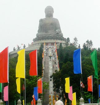 Giant Tian Tan Buddha, Hong Kong - Photo by David Fox